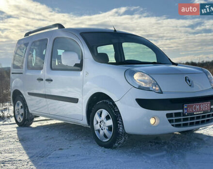 Білий Рено Кєнгу, об'ємом двигуна 1.5 л та пробігом 220 тис. км за 7400 $, фото 7 на Automoto.ua