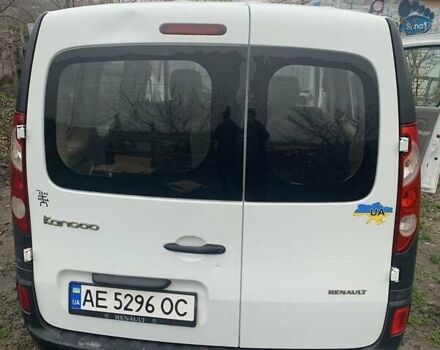 Белый Рено Кенгу, объемом двигателя 1.5 л и пробегом 270 тыс. км за 4900 $, фото 9 на Automoto.ua
