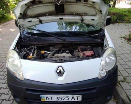Белый Рено Кенгу, объемом двигателя 1.5 л и пробегом 415 тыс. км за 4600 $, фото 12 на Automoto.ua