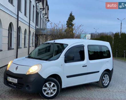 Белый Рено Кенгу, объемом двигателя 1.5 л и пробегом 270 тыс. км за 4599 $, фото 14 на Automoto.ua