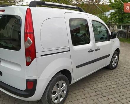 Белый Рено Кенгу, объемом двигателя 1.6 л и пробегом 228 тыс. км за 6500 $, фото 10 на Automoto.ua