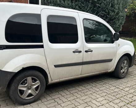 Белый Рено Кенгу, объемом двигателя 1.46 л и пробегом 397 тыс. км за 5200 $, фото 2 на Automoto.ua