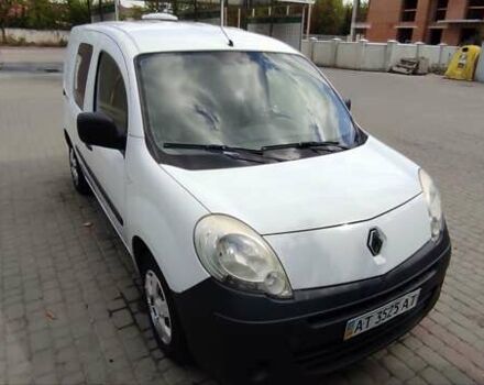 Белый Рено Кенгу, объемом двигателя 1.5 л и пробегом 415 тыс. км за 4600 $, фото 2 на Automoto.ua