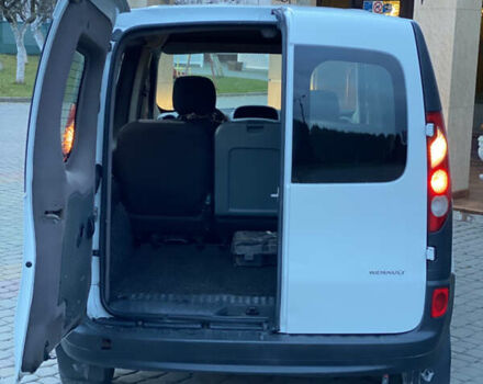 Белый Рено Кенгу, объемом двигателя 1.5 л и пробегом 270 тыс. км за 4599 $, фото 45 на Automoto.ua