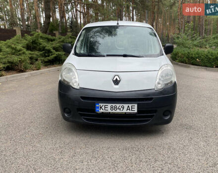Белый Рено Кенгу, объемом двигателя 1.46 л и пробегом 160 тыс. км за 3999 $, фото 2 на Automoto.ua