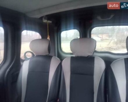 Белый Рено Кенгу, объемом двигателя 1.5 л и пробегом 238 тыс. км за 5500 $, фото 7 на Automoto.ua