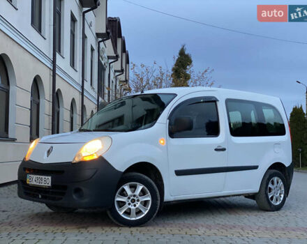 Белый Рено Кенгу, объемом двигателя 1.5 л и пробегом 270 тыс. км за 4599 $, фото 18 на Automoto.ua