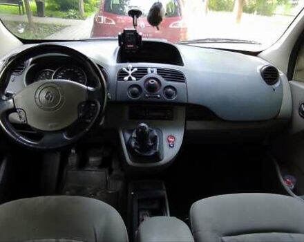 Белый Рено Кенгу, объемом двигателя 1.5 л и пробегом 415 тыс. км за 4600 $, фото 15 на Automoto.ua