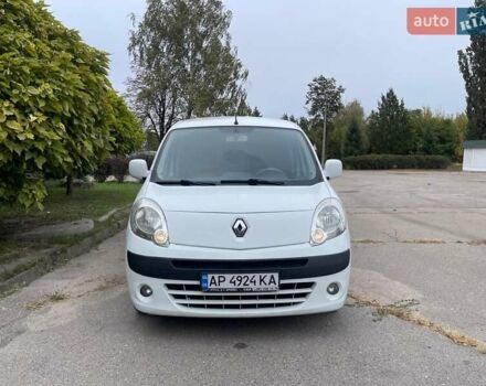 Белый Рено Кенгу, объемом двигателя 1.5 л и пробегом 220 тыс. км за 6800 $, фото 5 на Automoto.ua