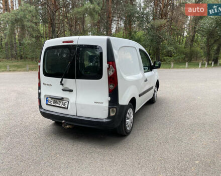 Белый Рено Кенгу, объемом двигателя 1.46 л и пробегом 160 тыс. км за 3999 $, фото 5 на Automoto.ua