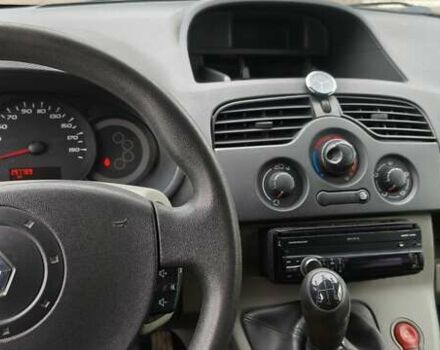 Рено Кенгу 2009 в Бориславе на Automoto.ua Белый Рено Кенгу, объемом двигателя 1.5 л и пробегом 297 тыс. км за 5550 $, фото 7 на Automoto.ua