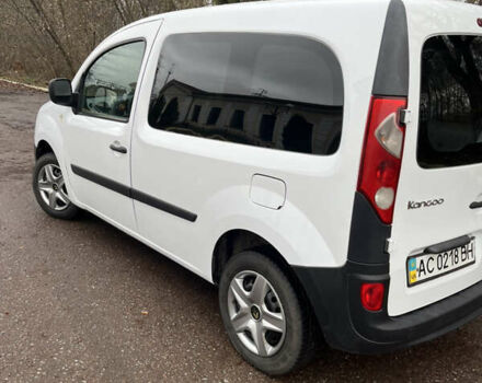 Белый Рено Кенгу, объемом двигателя 1.46 л и пробегом 398 тыс. км за 5600 $, фото 2 на Automoto.ua