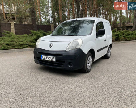 Белый Рено Кенгу, объемом двигателя 1.46 л и пробегом 160 тыс. км за 3999 $, фото 1 на Automoto.ua
