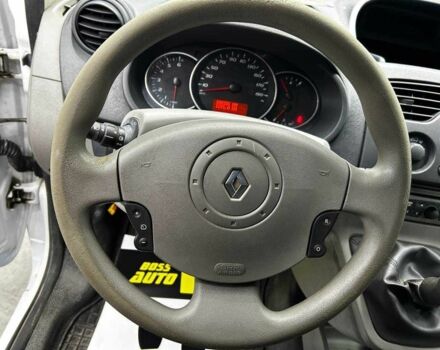 Белый Рено Кенгу, объемом двигателя 1.5 л и пробегом 181 тыс. км за 5500 $, фото 11 на Automoto.ua