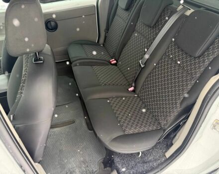 Білий Рено Кєнгу, об'ємом двигуна 1.5 л та пробігом 107 тис. км за 6200 $, фото 13 на Automoto.ua