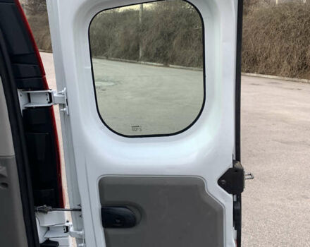 Белый Рено Кенгу, объемом двигателя 1.6 л и пробегом 152 тыс. км за 7100 $, фото 22 на Automoto.ua