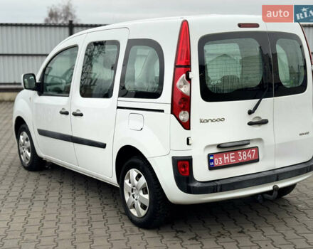 Білий Рено Кєнгу, об'ємом двигуна 1.5 л та пробігом 250 тис. км за 6850 $, фото 9 на Automoto.ua
