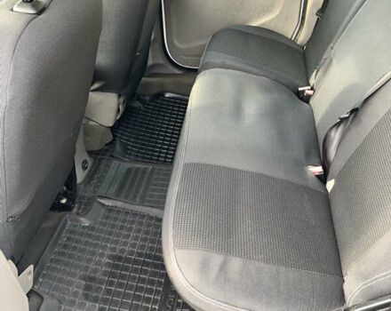 Белый Рено Кенгу, объемом двигателя 1.6 л и пробегом 152 тыс. км за 7100 $, фото 19 на Automoto.ua