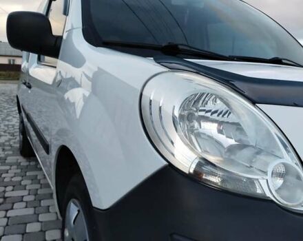 Рено Кенгу 2010 в Житомире на Automoto.ua Белый Рено Кенгу, объемом двигателя 1.46 л и пробегом 271 тыс. км за 7299 $, фото 2 на Automoto.ua