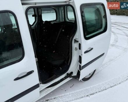 Білий Рено Кєнгу, об'ємом двигуна 1.5 л та пробігом 107 тис. км за 6200 $, фото 12 на Automoto.ua