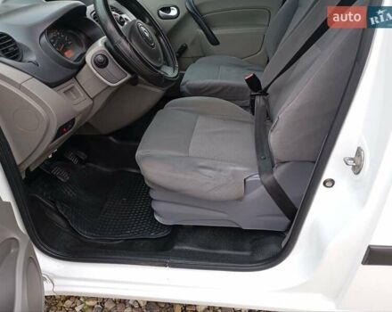 Белый Рено Кенгу, объемом двигателя 1.5 л и пробегом 327 тыс. км за 6500 $, фото 14 на Automoto.ua