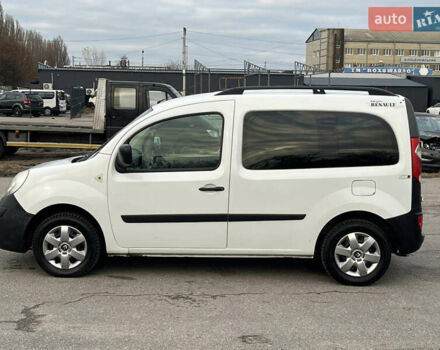 Белый Рено Кенгу, объемом двигателя 1.46 л и пробегом 290 тыс. км за 5999 $, фото 10 на Automoto.ua