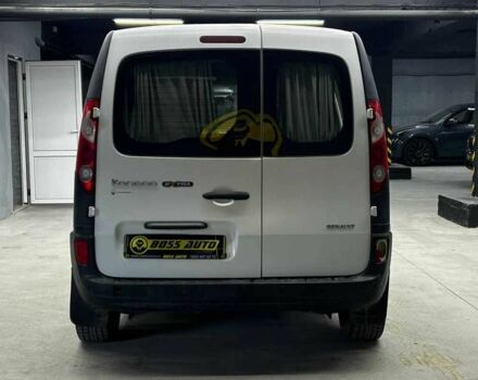 Белый Рено Кенгу, объемом двигателя 1.5 л и пробегом 181 тыс. км за 5500 $, фото 4 на Automoto.ua