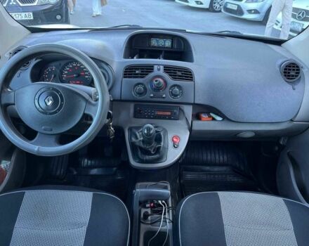 Белый Рено Кенгу, объемом двигателя 1.5 л и пробегом 301 тыс. км за 6190 $, фото 18 на Automoto.ua