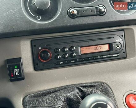 Білий Рено Кєнгу, об'ємом двигуна 1.6 л та пробігом 356 тис. км за 5990 $, фото 15 на Automoto.ua