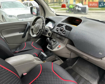 Рено Кенгу 2010 в Львове на Automoto.ua Белый Рено Кенгу, объемом двигателя 1.46 л и пробегом 320 тыс. км за 5500 $, фото 30 на Automoto.ua