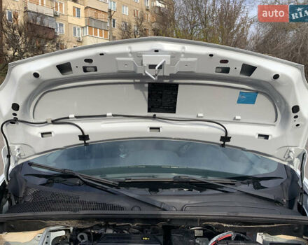 Белый Рено Кенгу, объемом двигателя 1.6 л и пробегом 152 тыс. км за 7100 $, фото 34 на Automoto.ua