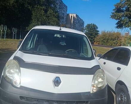 Белый Рено Кенгу, объемом двигателя 1.5 л и пробегом 230 тыс. км за 6700 $, фото 2 на Automoto.ua