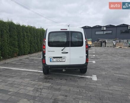 Белый Рено Кенгу, объемом двигателя 1.46 л и пробегом 263 тыс. км за 5900 $, фото 10 на Automoto.ua