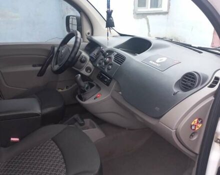 Білий Рено Кєнгу, об'ємом двигуна 1.6 л та пробігом 195 тис. км за 6000 $, фото 9 на Automoto.ua