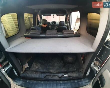 Белый Рено Кенгу, объемом двигателя 1.46 л и пробегом 265 тыс. км за 5700 $, фото 5 на Automoto.ua