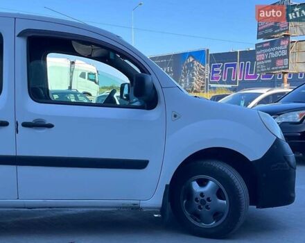 Белый Рено Кенгу, объемом двигателя 1.5 л и пробегом 301 тыс. км за 6290 $, фото 1 на Automoto.ua