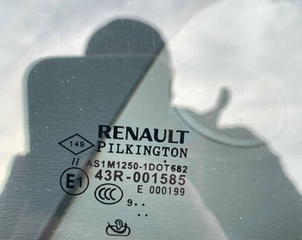 Белый Рено Кенгу, объемом двигателя 1.6 л и пробегом 152 тыс. км за 7100 $, фото 33 на Automoto.ua