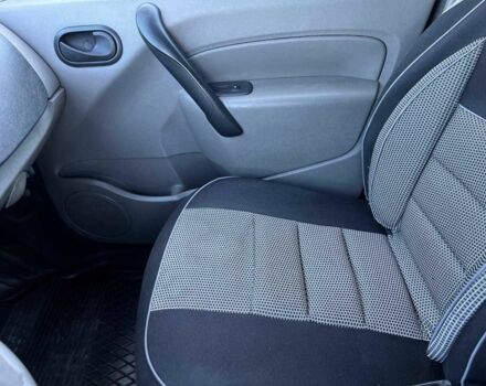 Белый Рено Кенгу, объемом двигателя 1.5 л и пробегом 301 тыс. км за 6190 $, фото 16 на Automoto.ua