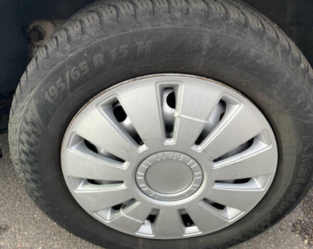 Белый Рено Кенгу, объемом двигателя 1.6 л и пробегом 152 тыс. км за 7100 $, фото 32 на Automoto.ua