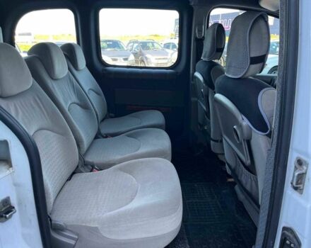 Белый Рено Кенгу, объемом двигателя 1.5 л и пробегом 301 тыс. км за 6190 $, фото 17 на Automoto.ua