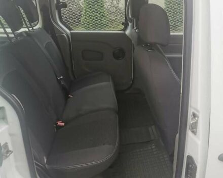 Белый Рено Кенгу, объемом двигателя 1.6 л и пробегом 151 тыс. км за 6000 $, фото 18 на Automoto.ua