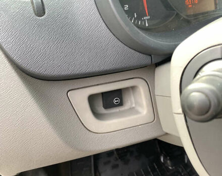 Белый Рено Кенгу, объемом двигателя 1.6 л и пробегом 152 тыс. км за 7100 $, фото 12 на Automoto.ua