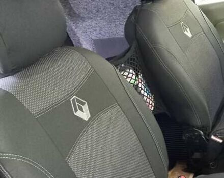 Белый Рено Кенгу, объемом двигателя 1.5 л и пробегом 325 тыс. км за 4000 $, фото 16 на Automoto.ua