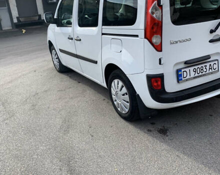 Белый Рено Кенгу, объемом двигателя 1.6 л и пробегом 152 тыс. км за 7100 $, фото 4 на Automoto.ua