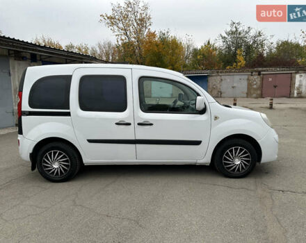 Белый Рено Кенгу, объемом двигателя 1.5 л и пробегом 175 тыс. км за 6500 $, фото 8 на Automoto.ua