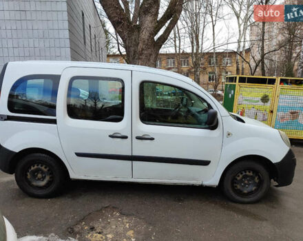 Белый Рено Кенгу, объемом двигателя 1.5 л и пробегом 265 тыс. км за 5300 $, фото 5 на Automoto.ua