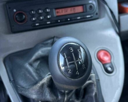 Белый Рено Кенгу, объемом двигателя 1.5 л и пробегом 301 тыс. км за 6190 $, фото 14 на Automoto.ua