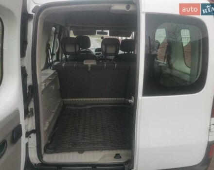 Белый Рено Кенгу, объемом двигателя 1.6 л и пробегом 151 тыс. км за 6000 $, фото 19 на Automoto.ua