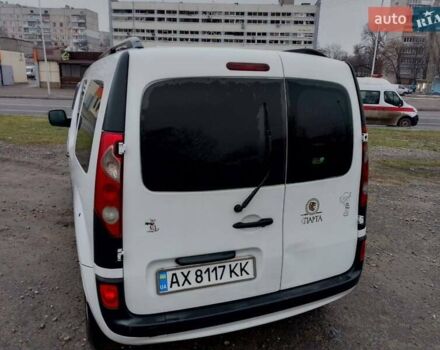 Белый Рено Кенгу, объемом двигателя 1.46 л и пробегом 444 тыс. км за 7000 $, фото 3 на Automoto.ua