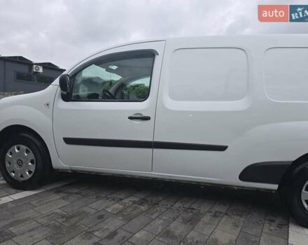 Белый Рено Кенгу, объемом двигателя 1.46 л и пробегом 263 тыс. км за 5900 $, фото 1 на Automoto.ua